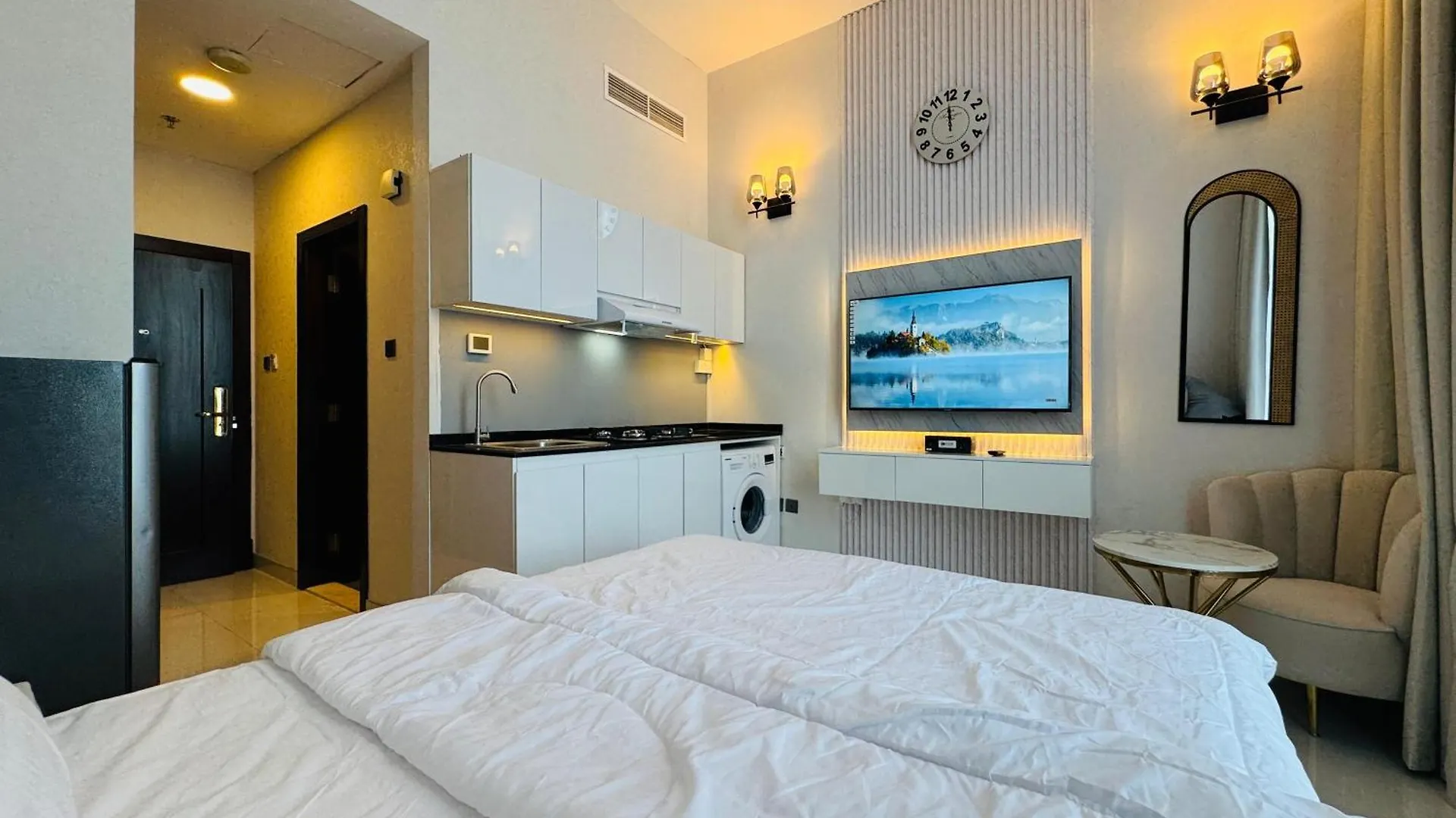 اتصالات Al Manara Premium Shk Zayed Studio 